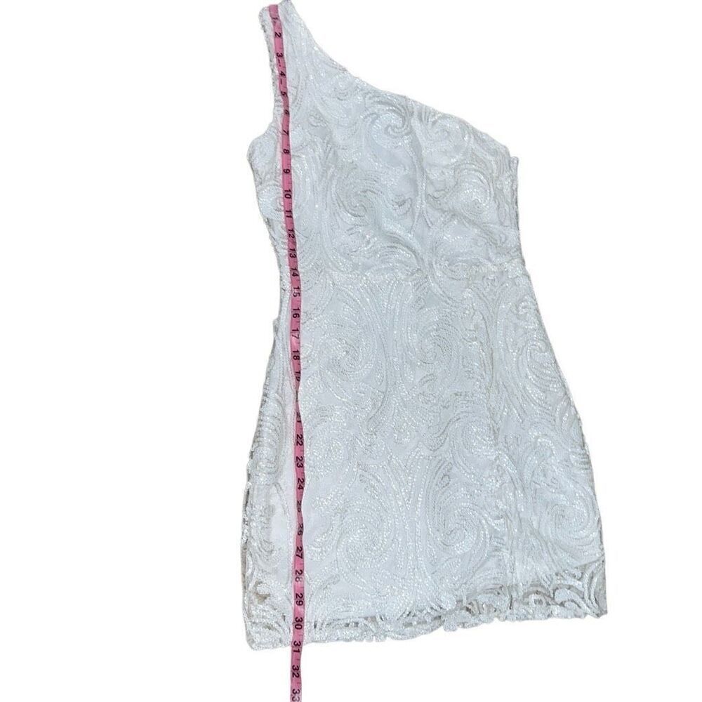 Lulu’s Madina White Sequin One-Shoulder Bodycon Mini Dress size X-Small XS - Picture 8 of 9